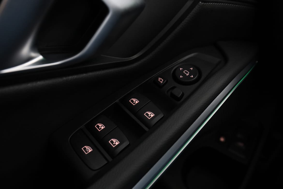 Vehicle Image 38