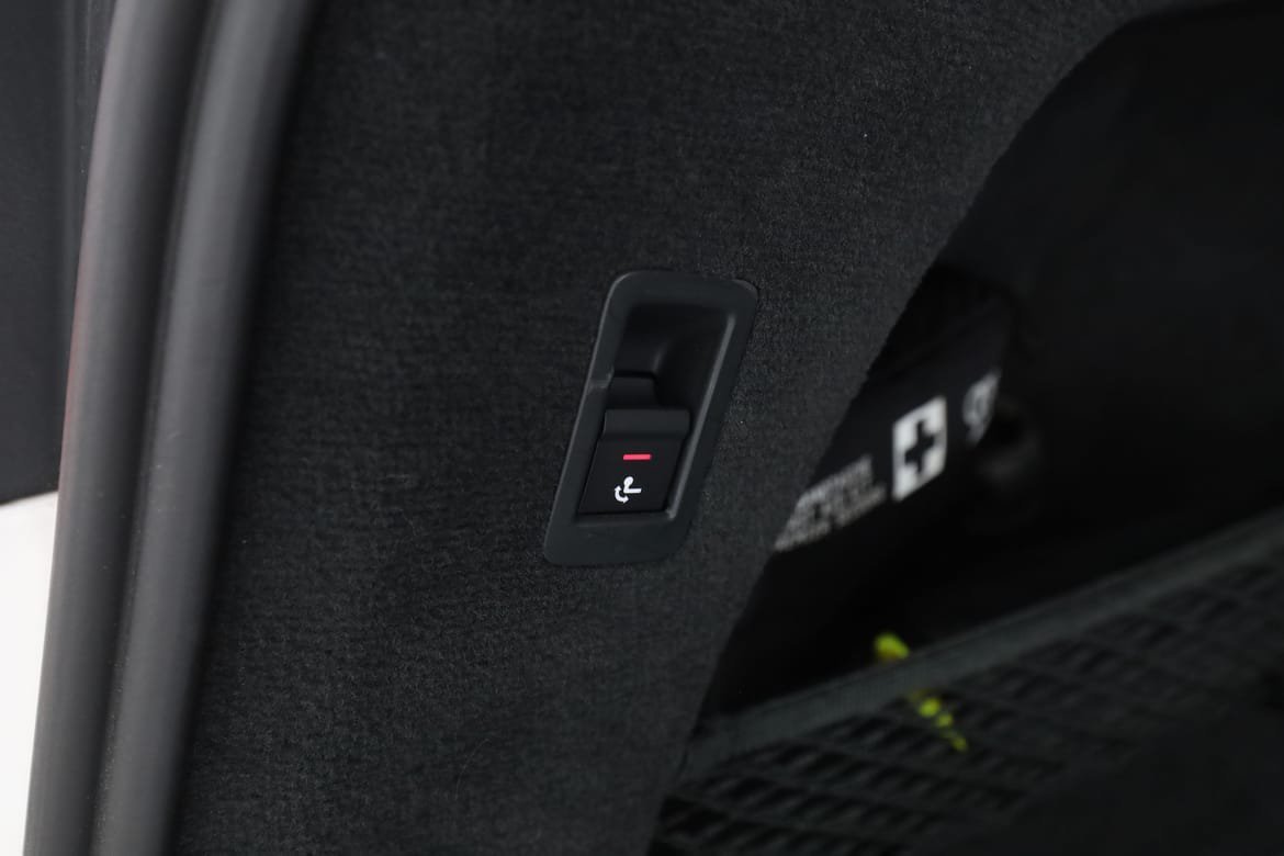 Vehicle Image 37