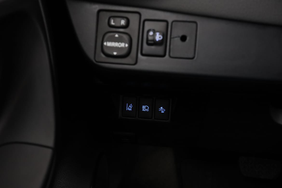 Vehicle Image 35