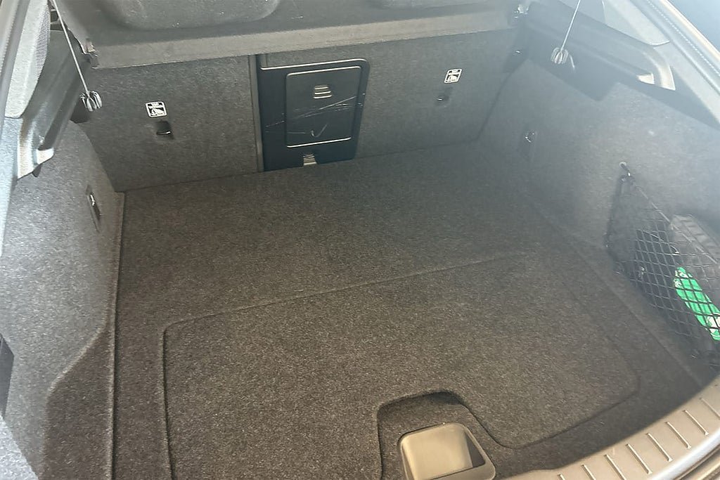 Vehicle Image 35