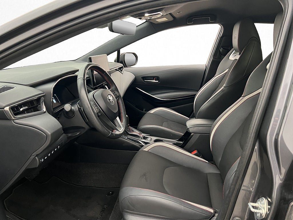 Vehicle Image 10