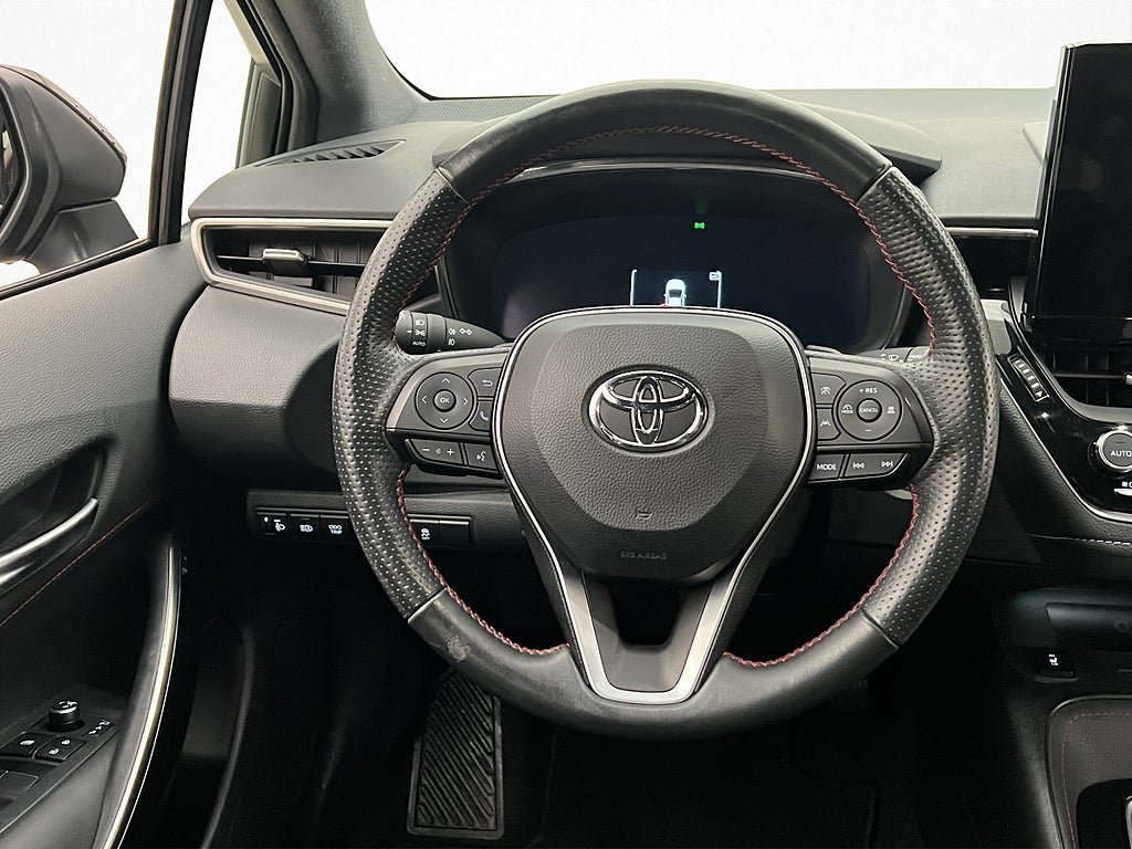Vehicle Image 11