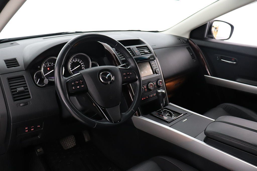 Vehicle Image 11