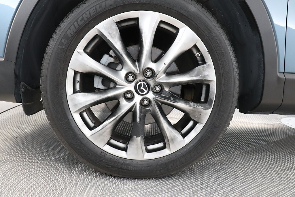 Vehicle Image 22