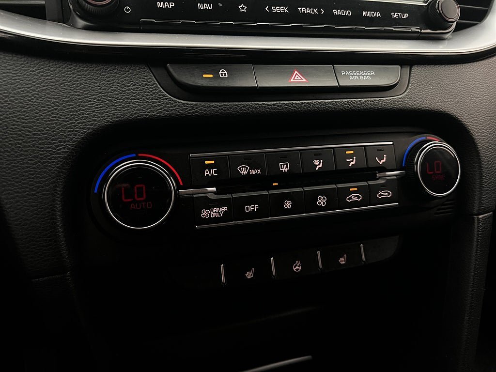 Vehicle Image 17