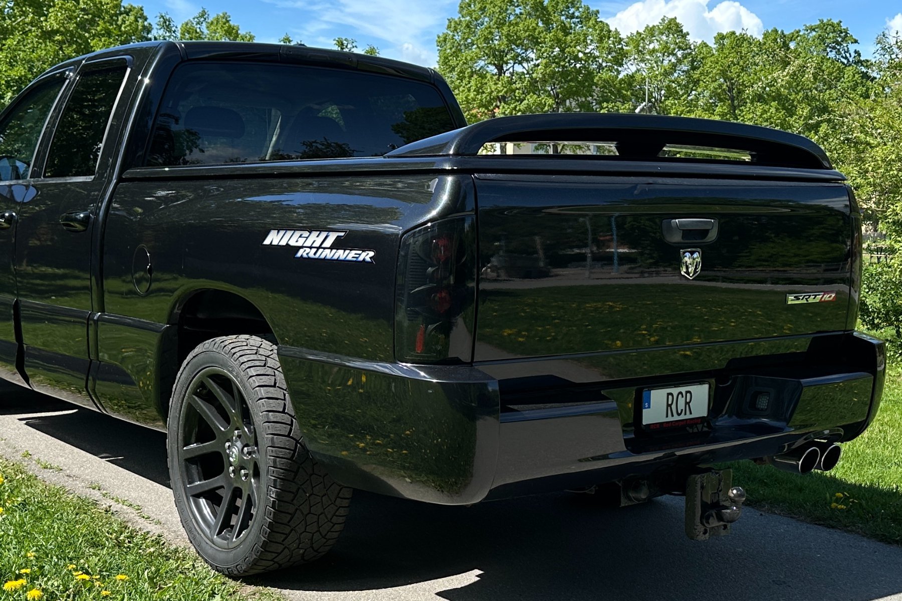Vehicle Image 21