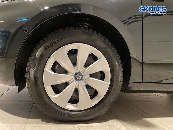 Vehicle Image 38