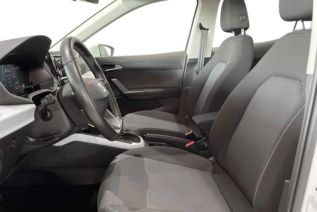 Vehicle Image 12