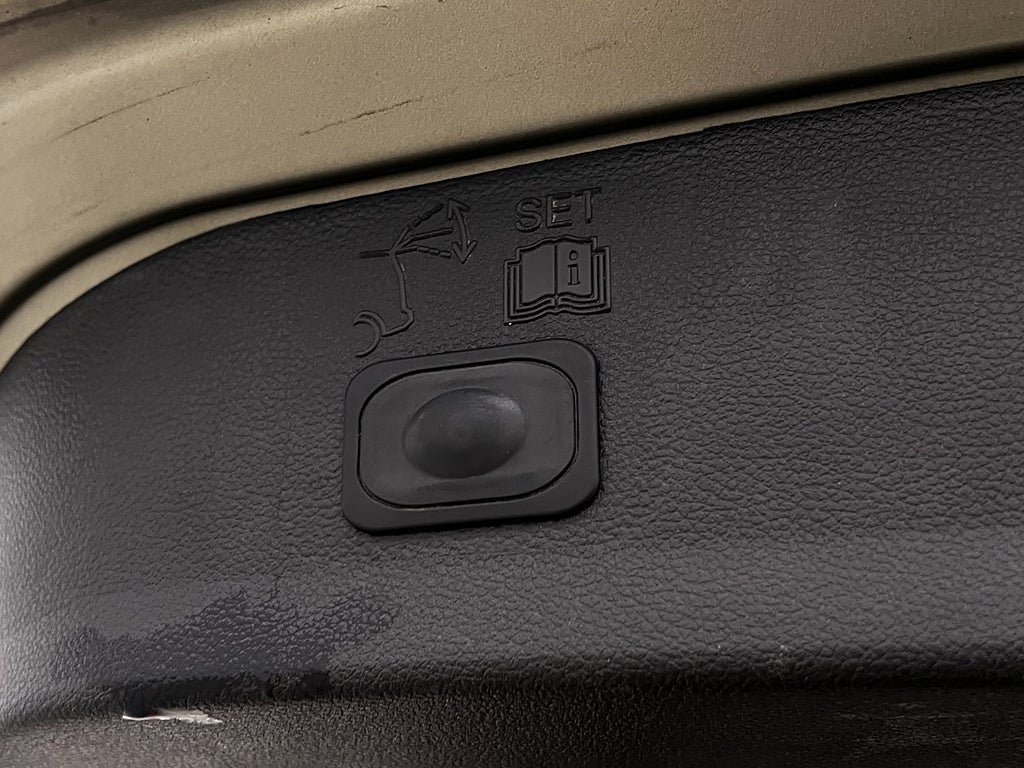 Vehicle Image 27