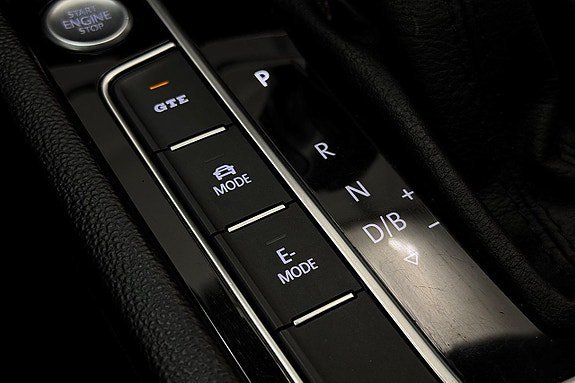 Vehicle Image 29
