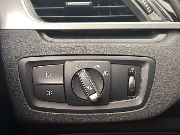 Vehicle Image 27