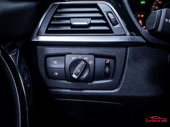 Vehicle Image 29
