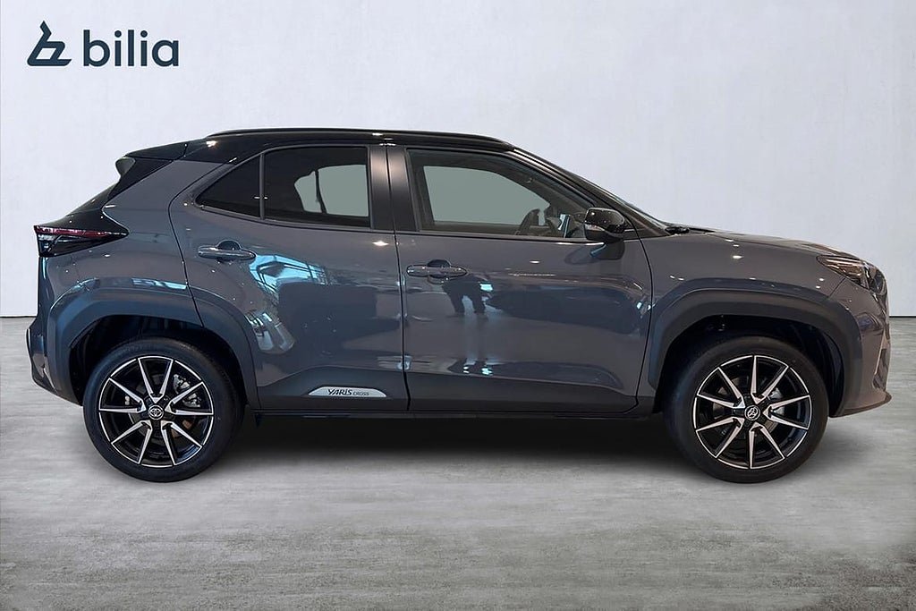 Vehicle Image 10