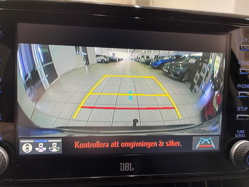 Vehicle Image 23