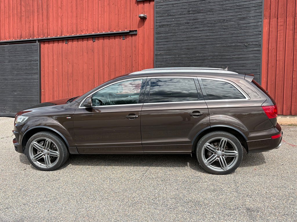 Vehicle Image 19
