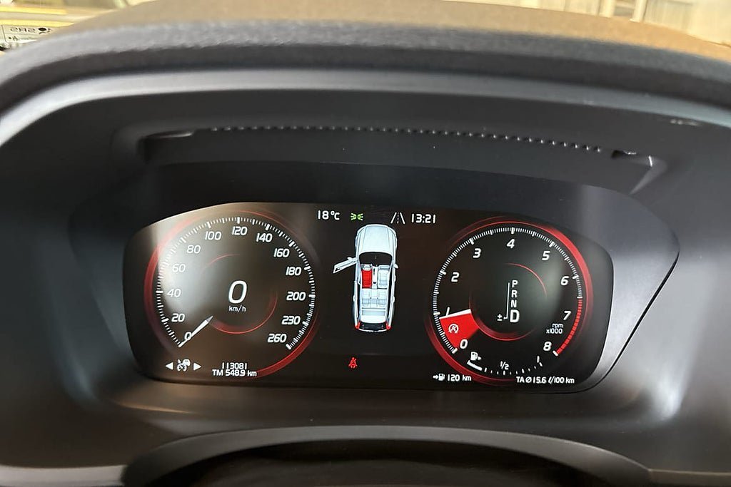 Vehicle Image 18