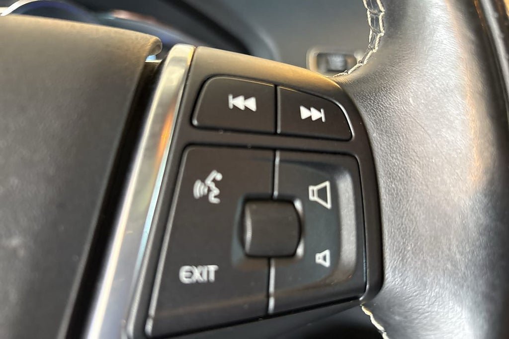 Vehicle Image 22