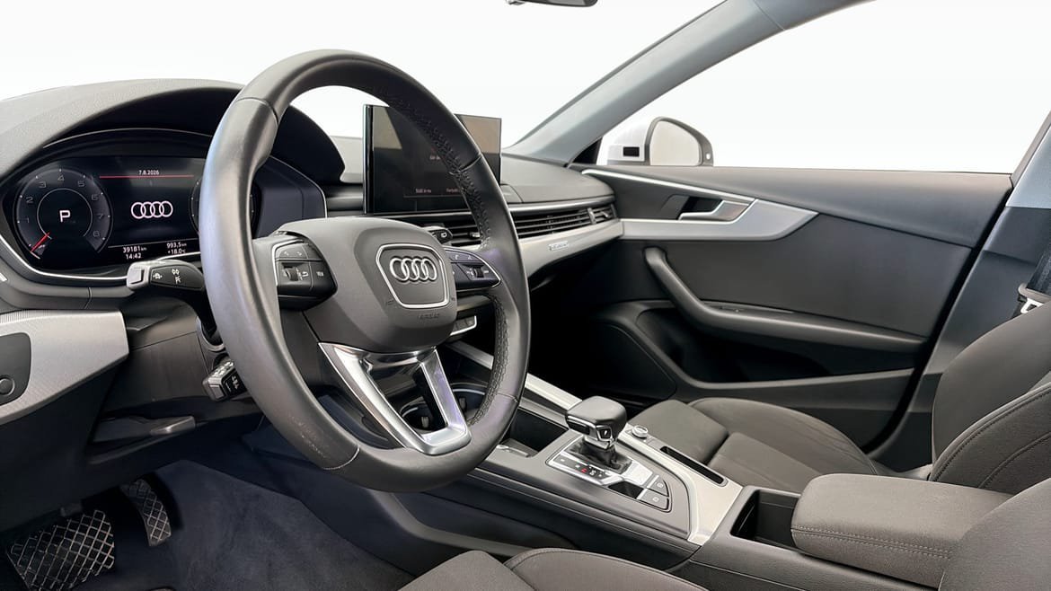 Vehicle Image 7