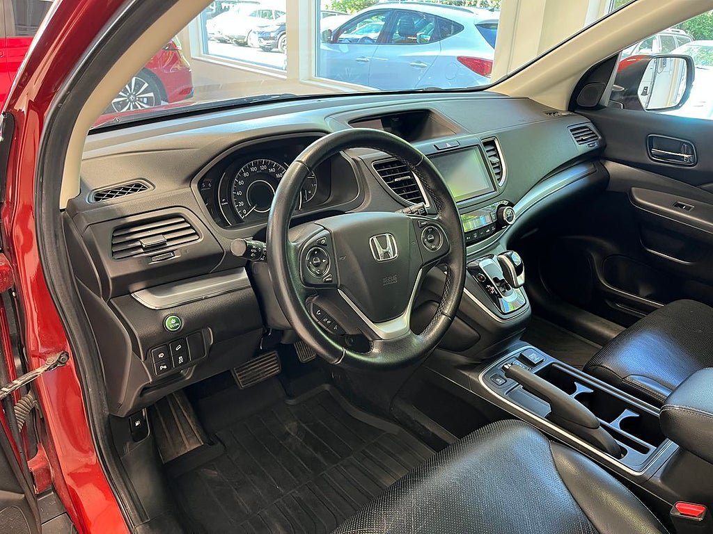 Vehicle Image 8