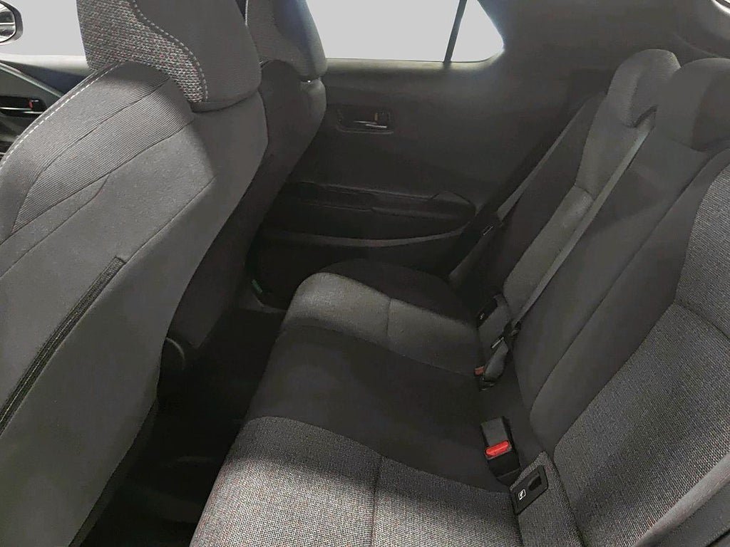 Vehicle Image 10