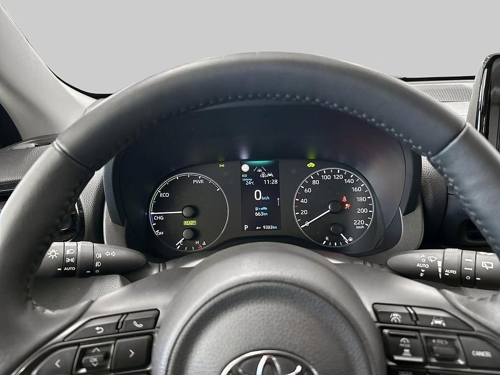 Vehicle Image 14