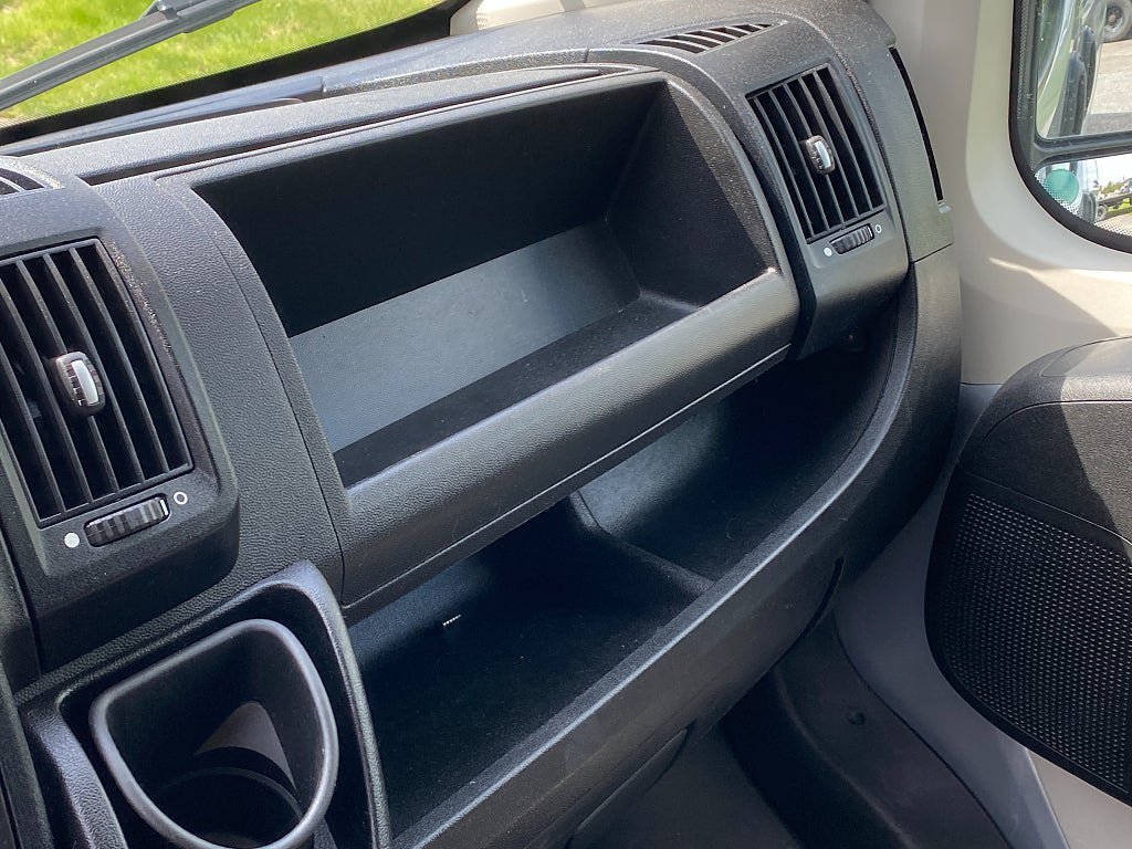 Vehicle Image 24