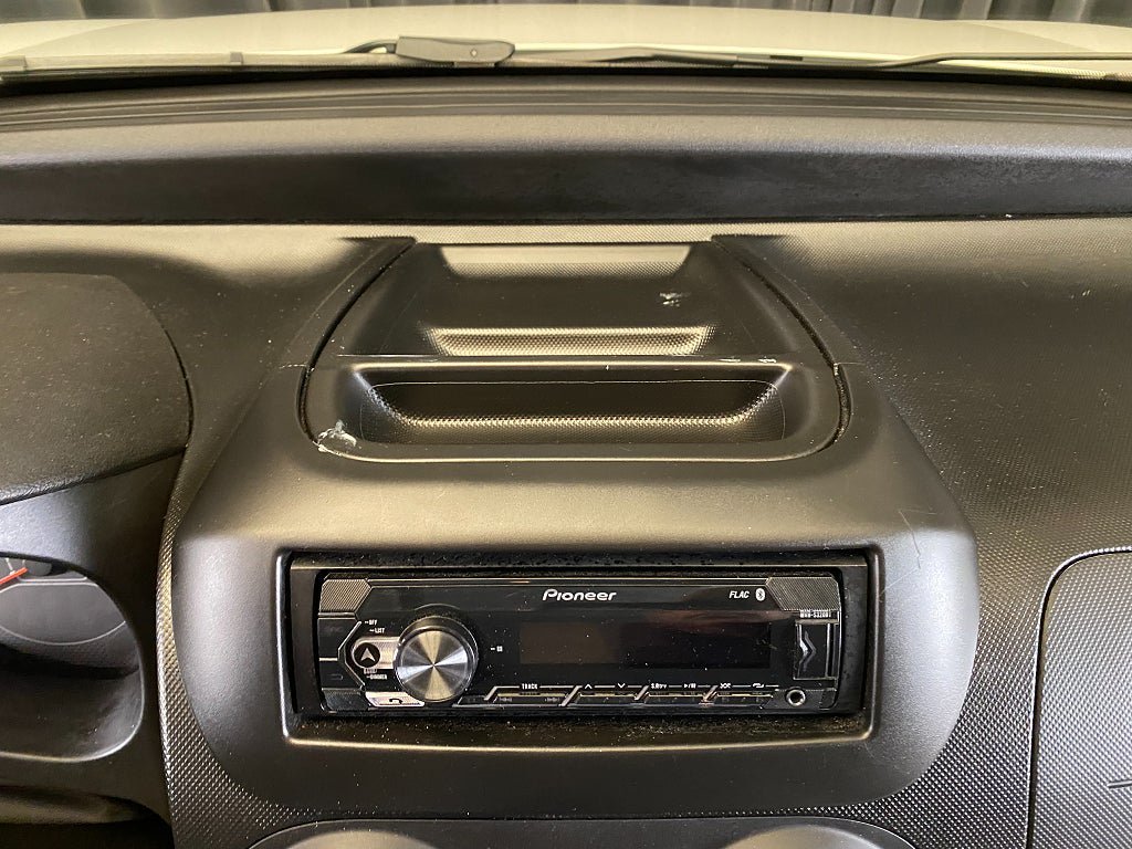 Vehicle Image 31