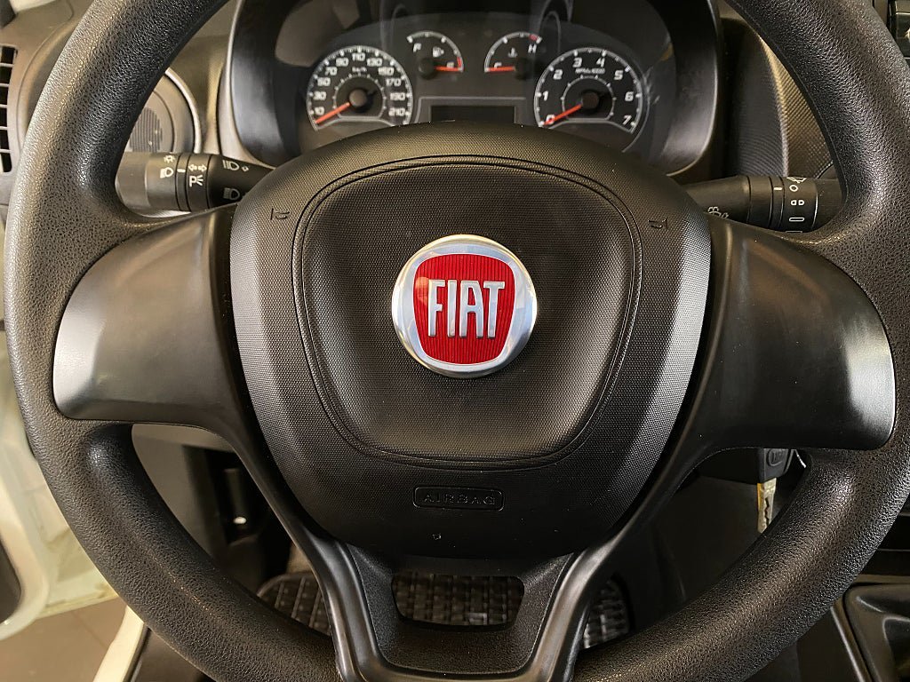 Vehicle Image 38