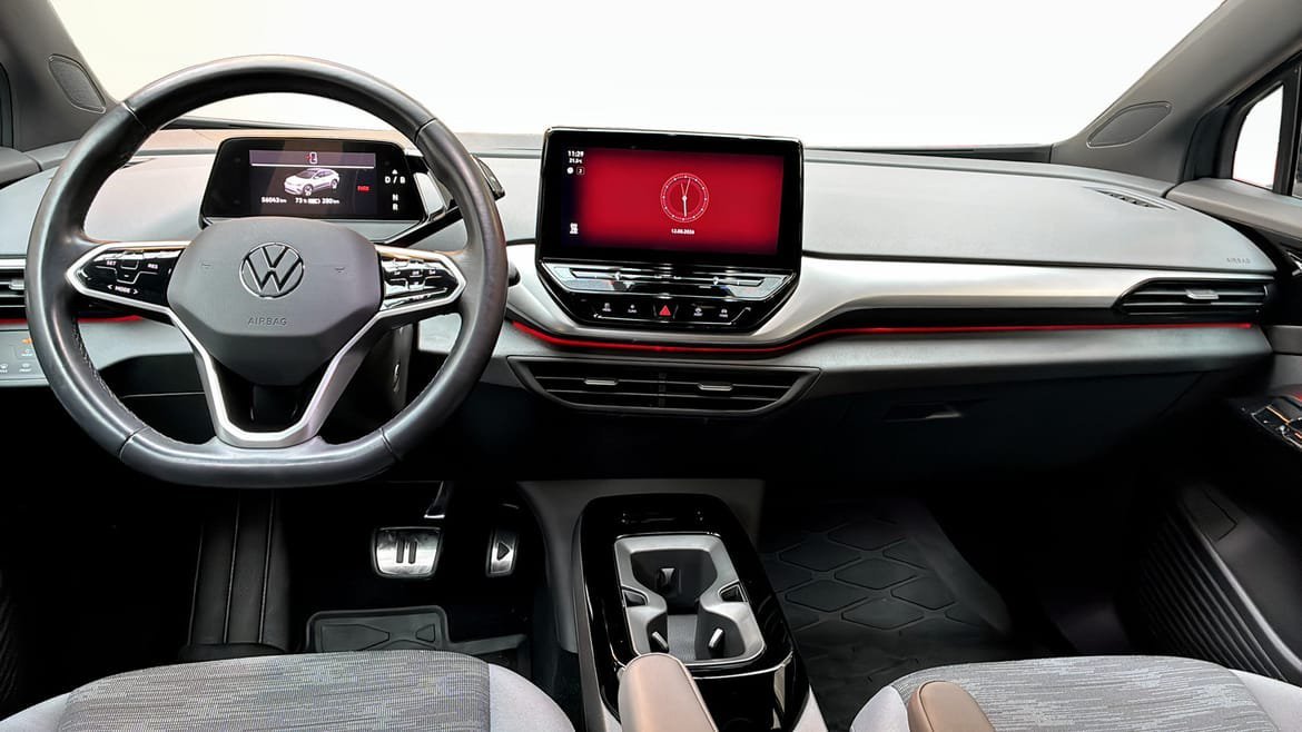 Vehicle Image 10
