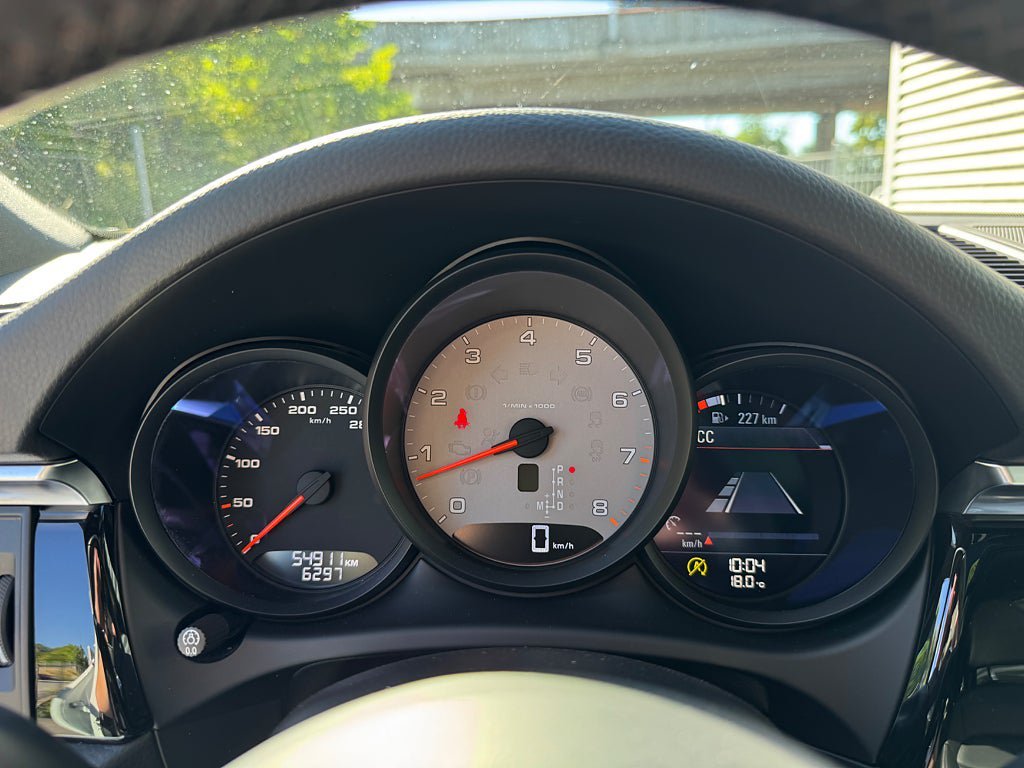 Vehicle Image 30