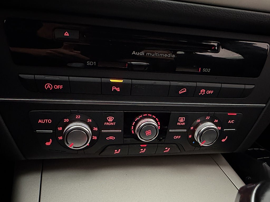Vehicle Image 23
