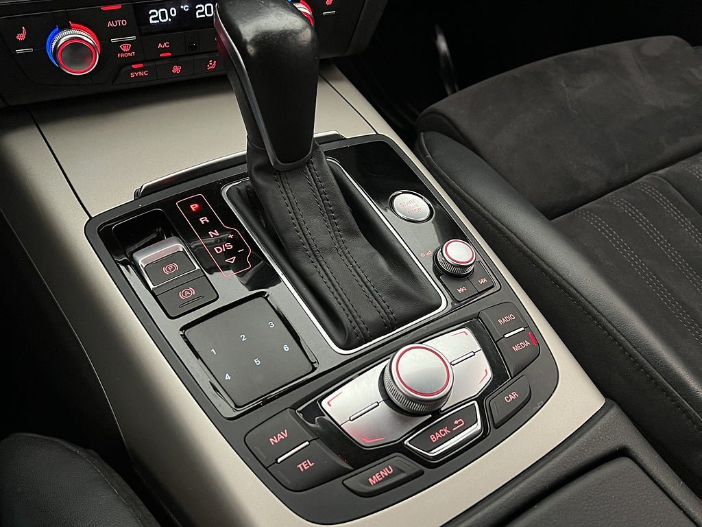 Vehicle Image 23