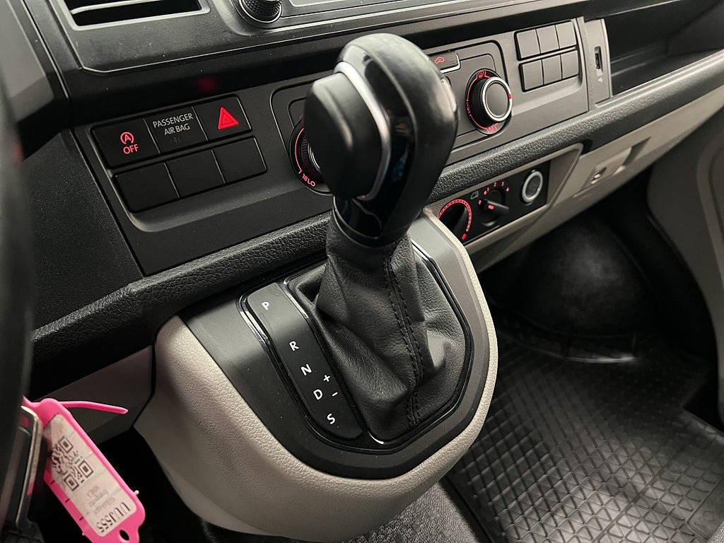 Vehicle Image 27