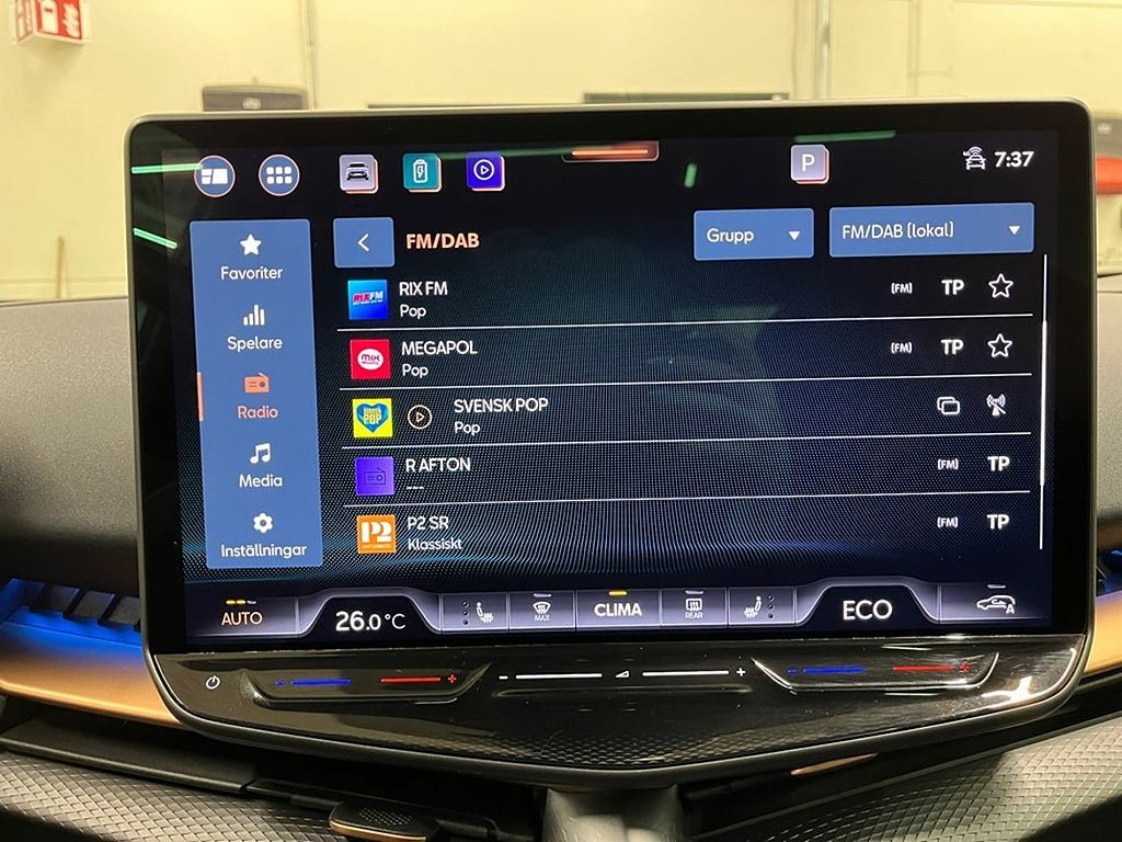 Vehicle Image 12