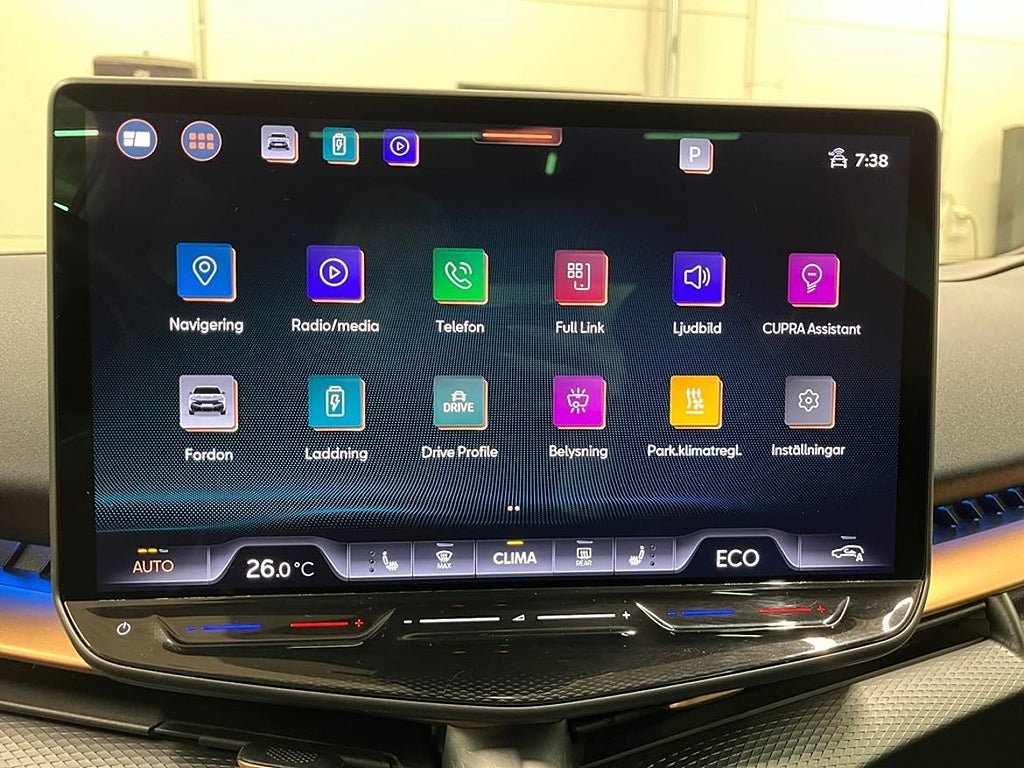 Vehicle Image 15