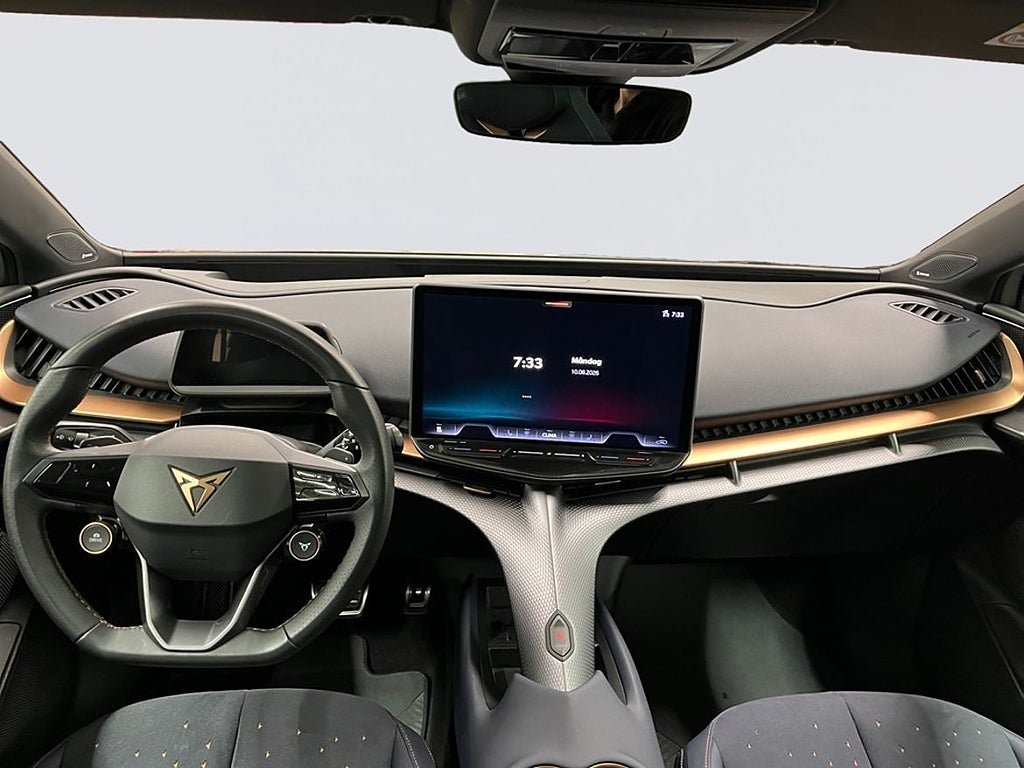 Vehicle Image 19