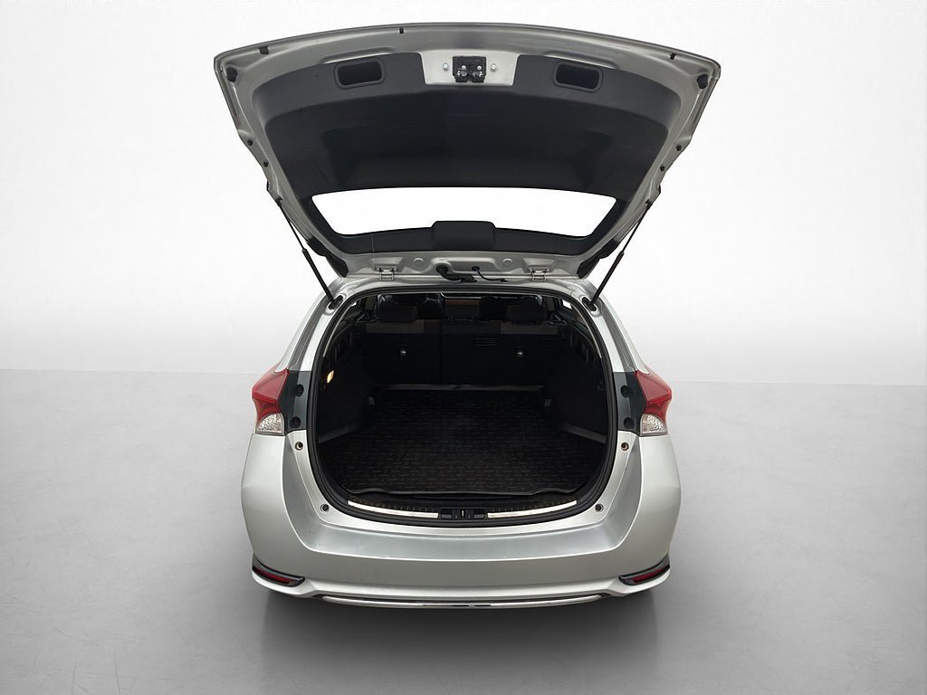 Vehicle Image 18