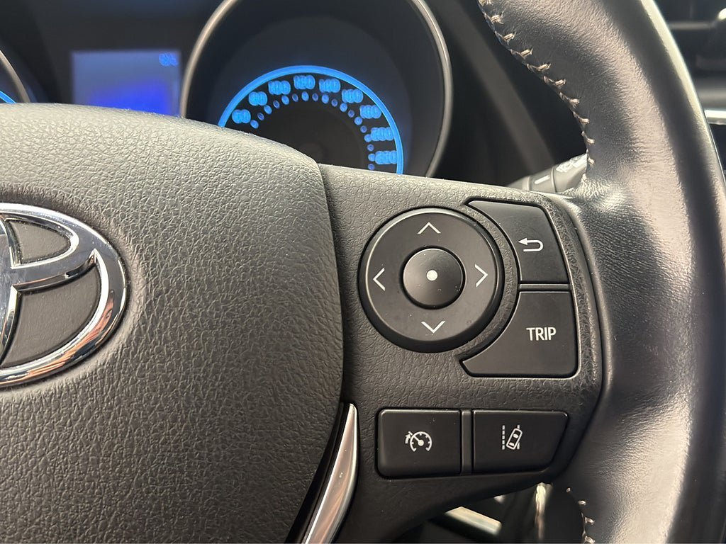 Vehicle Image 23