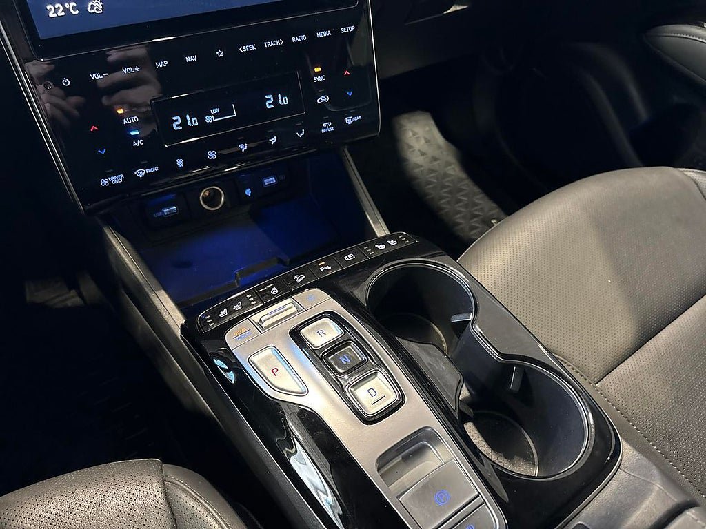 Vehicle Image 17