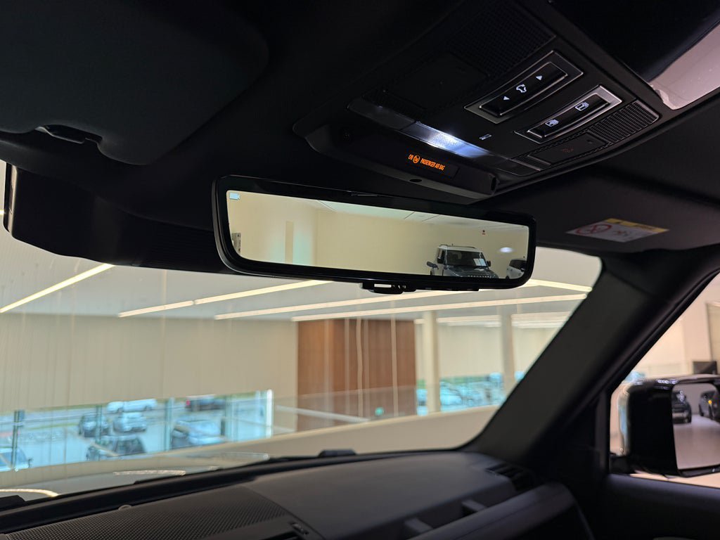 Vehicle Image 16