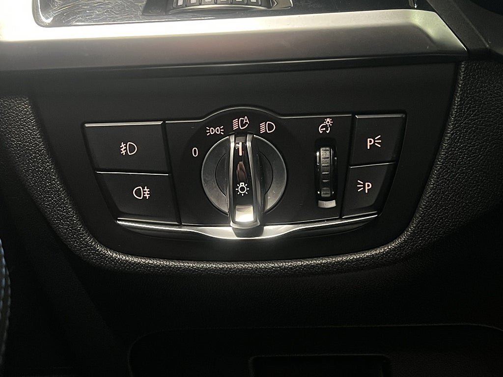 Vehicle Image 29