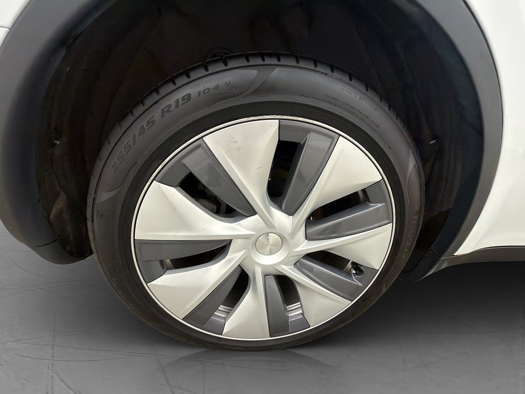 Vehicle Image 31
