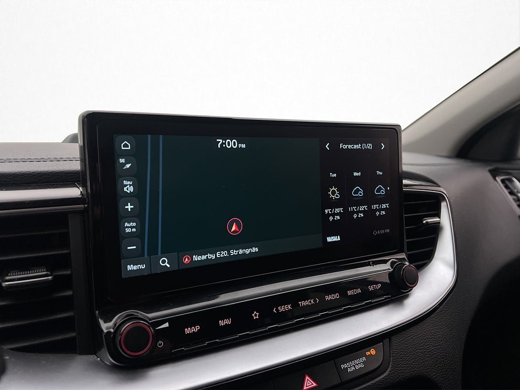 Vehicle Image 21