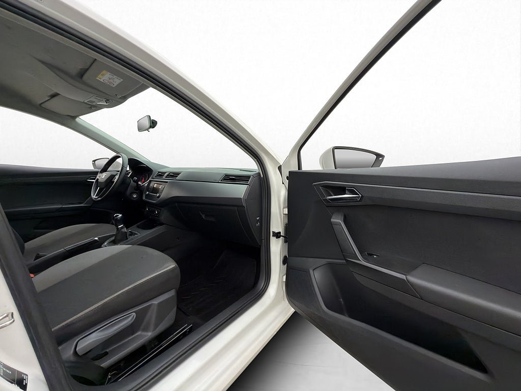 Vehicle Image 21