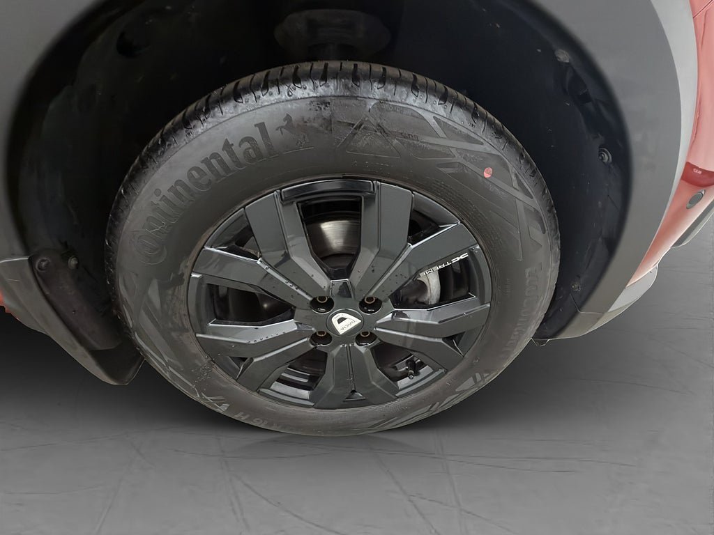 Vehicle Image 32