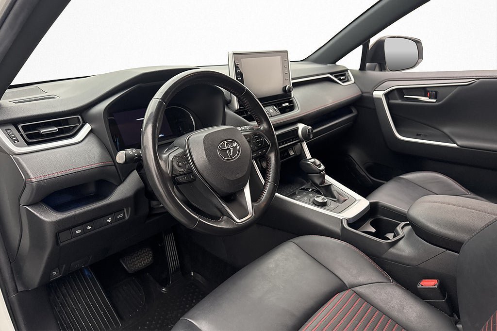 Vehicle Image 10