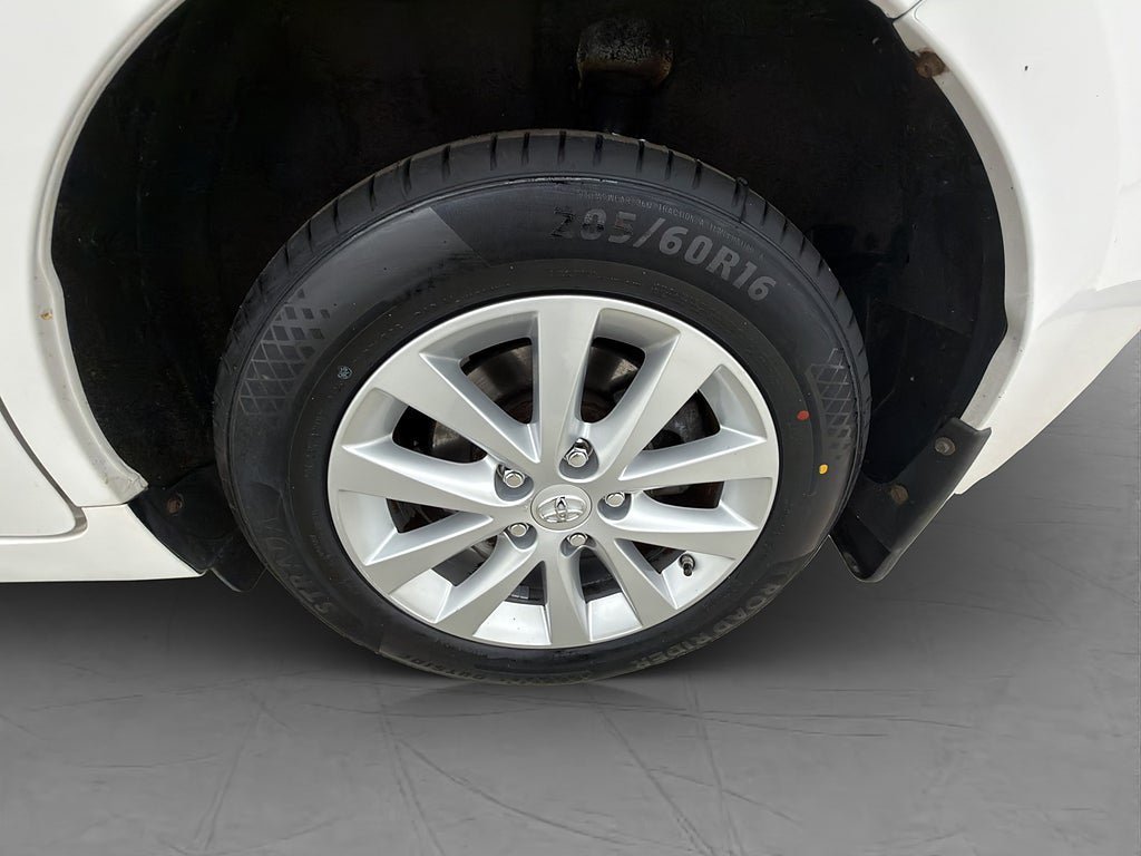 Vehicle Image 33