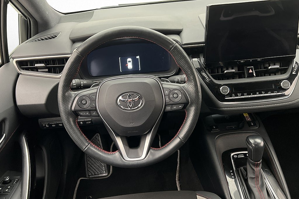 Vehicle Image 11