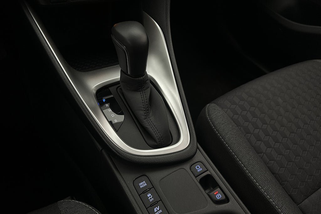 Vehicle Image 17