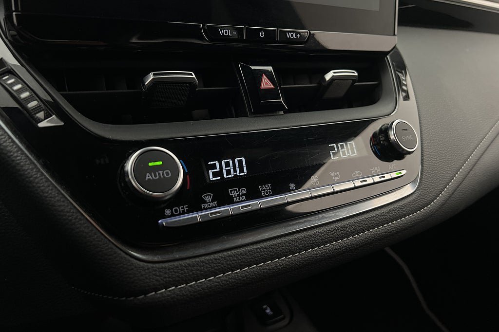 Vehicle Image 19